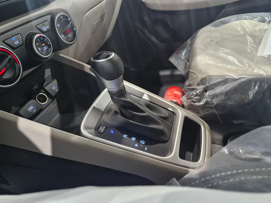 2024 Hyundai Venue Smart 