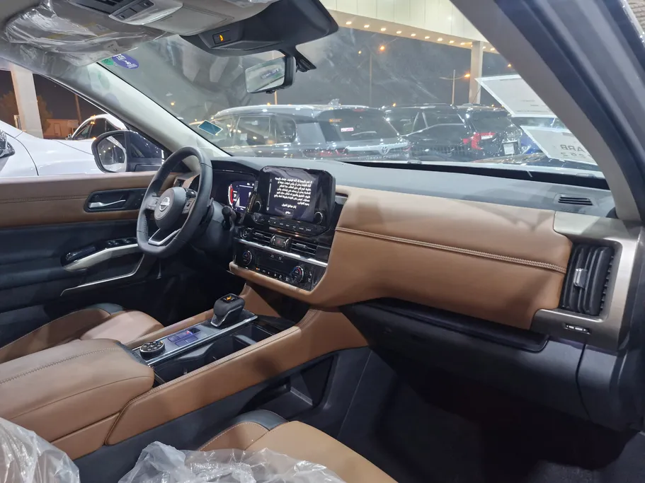 نيسان باثفندر SL 2023 