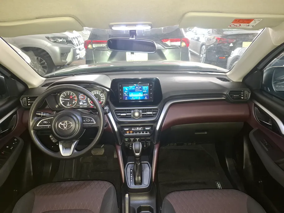 2024 Toyota Urban Cruiser GL 