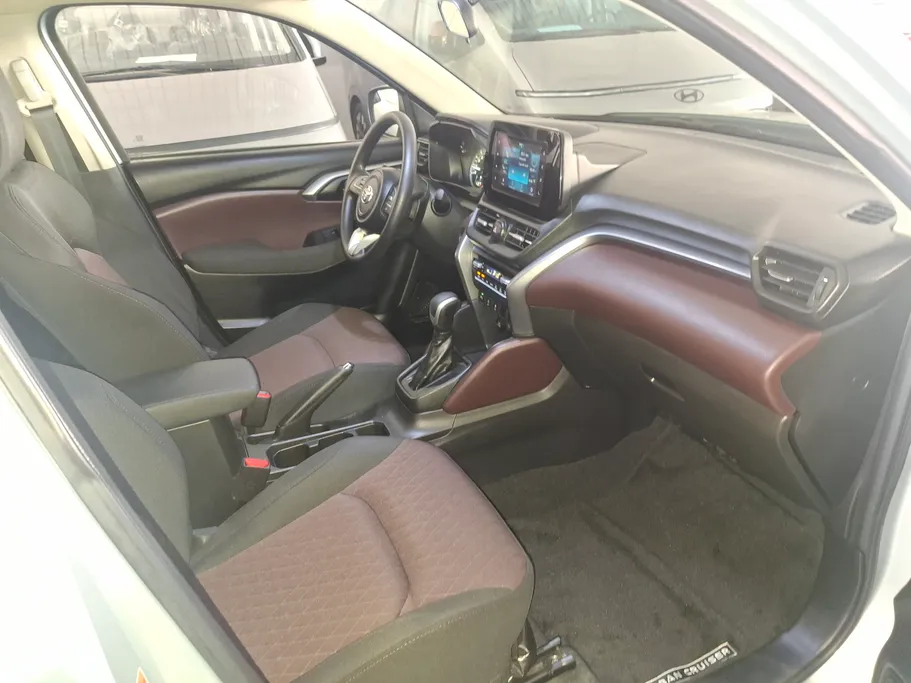2024 Toyota Urban Cruiser GL 