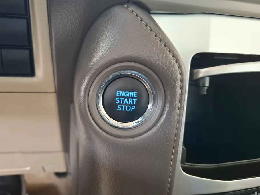 تويوتا برادو VX 2021 