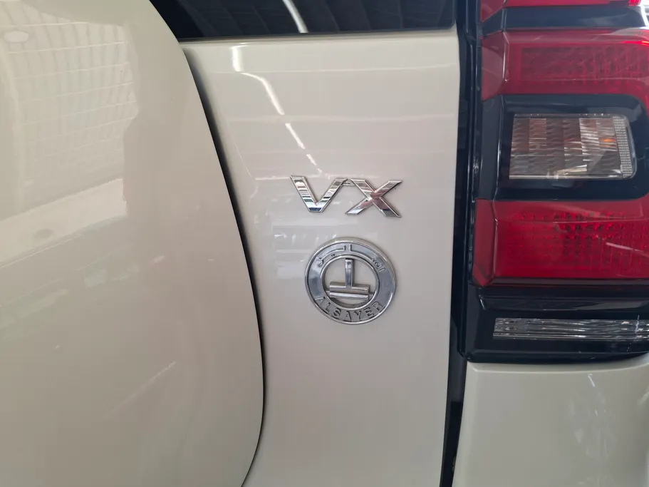 تويوتا برادو VX 2021 