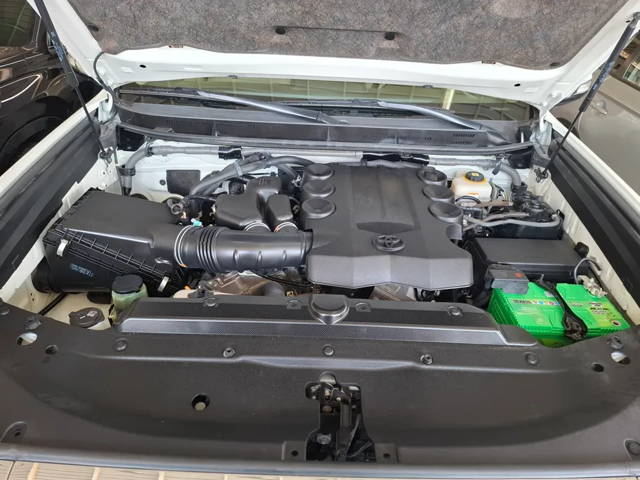 تويوتا برادو VX 2021 