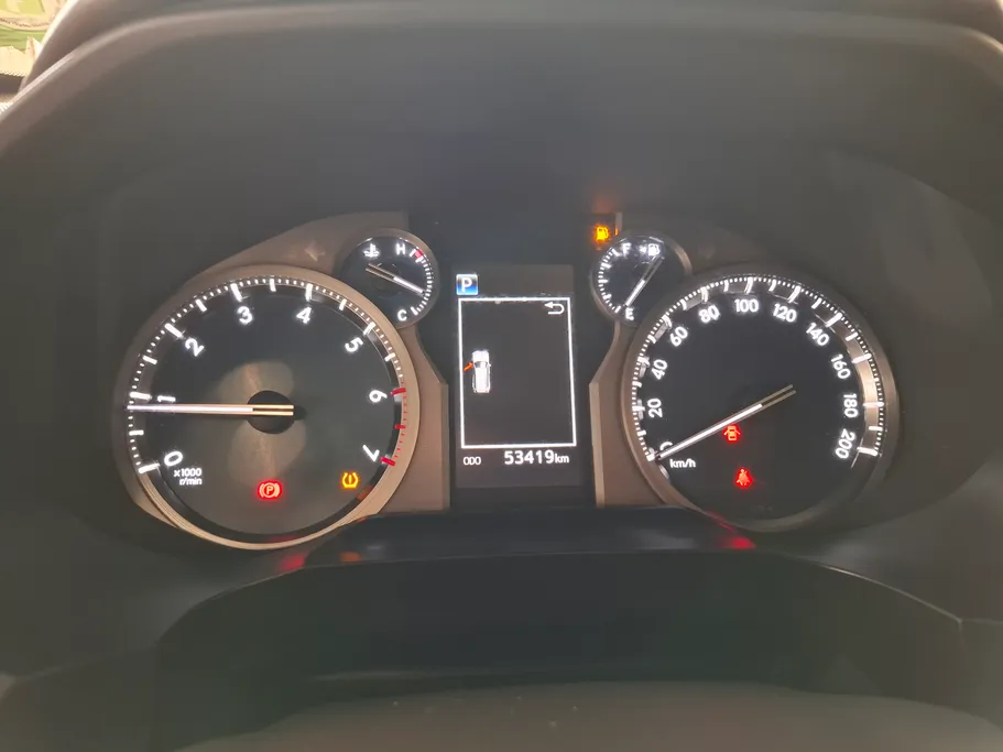 تويوتا برادو VX 2021 