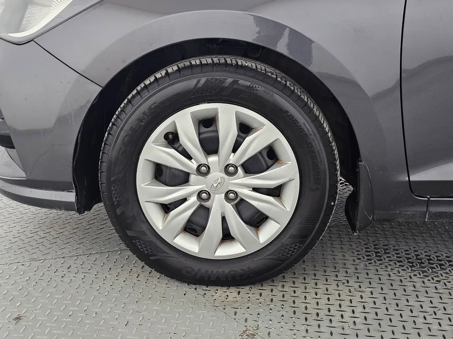 2023 Hyundai Accent Smart 