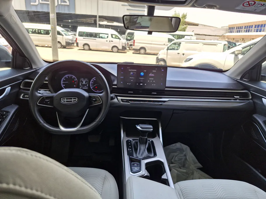 جيلي امجراند GS 2024 