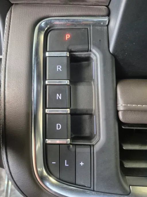 2024 Chevrolet Suburban LS 