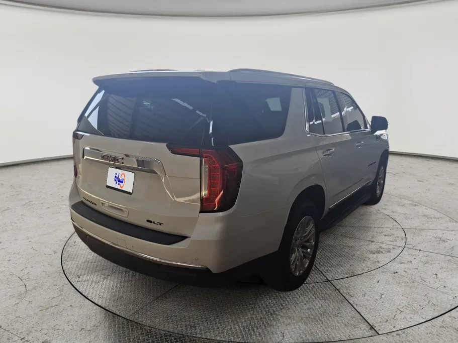 2024 GMC Yukon SLT 