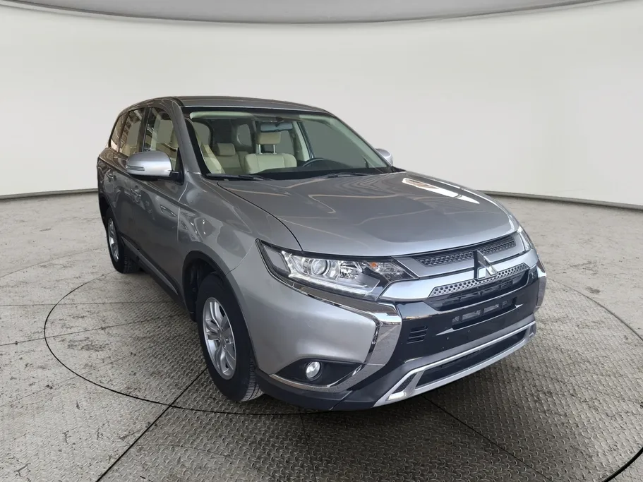2022 Mitsubishi Outlander CLS 