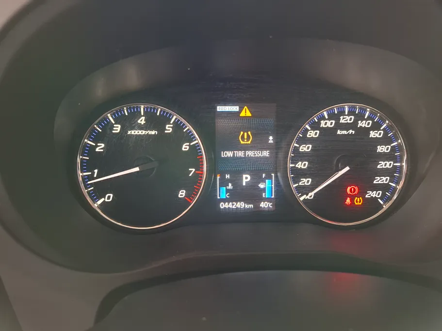ميتسوبيشي اوتلاندر CLS 2022 