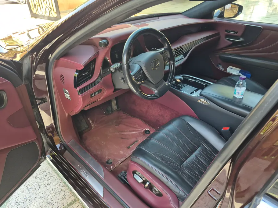لكزس LS 500 2018 