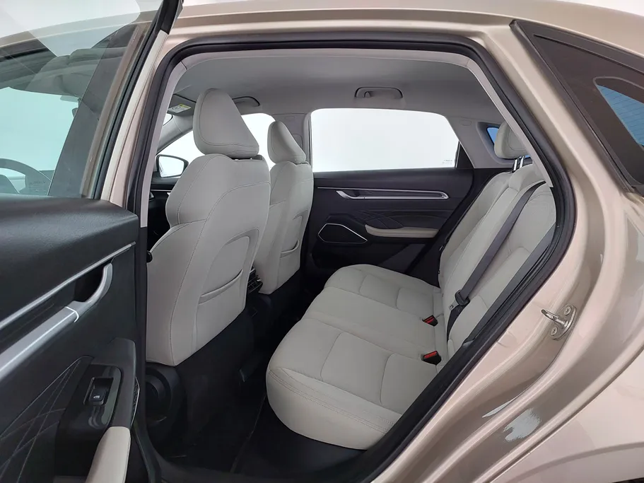 2023 Geely Emgrand GS 