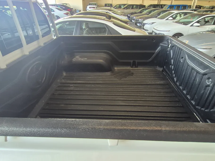 2025 Toyota Hilux GLX.S 