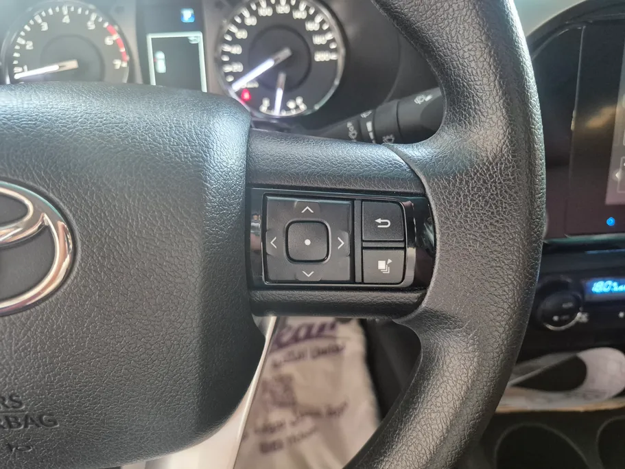 2025 Toyota Hilux GLX.S 