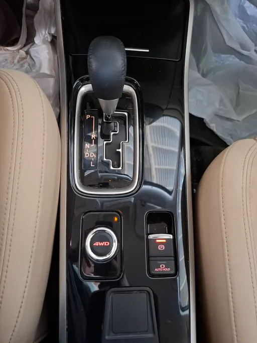 ميتسوبيشي اوتلاندر CLS 2022 