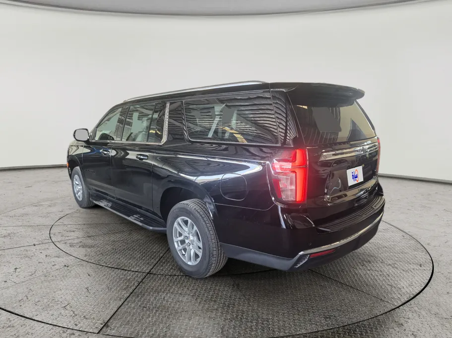 2024 Chevrolet Suburban LS 