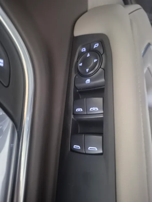 2024 Chevrolet Suburban LS 