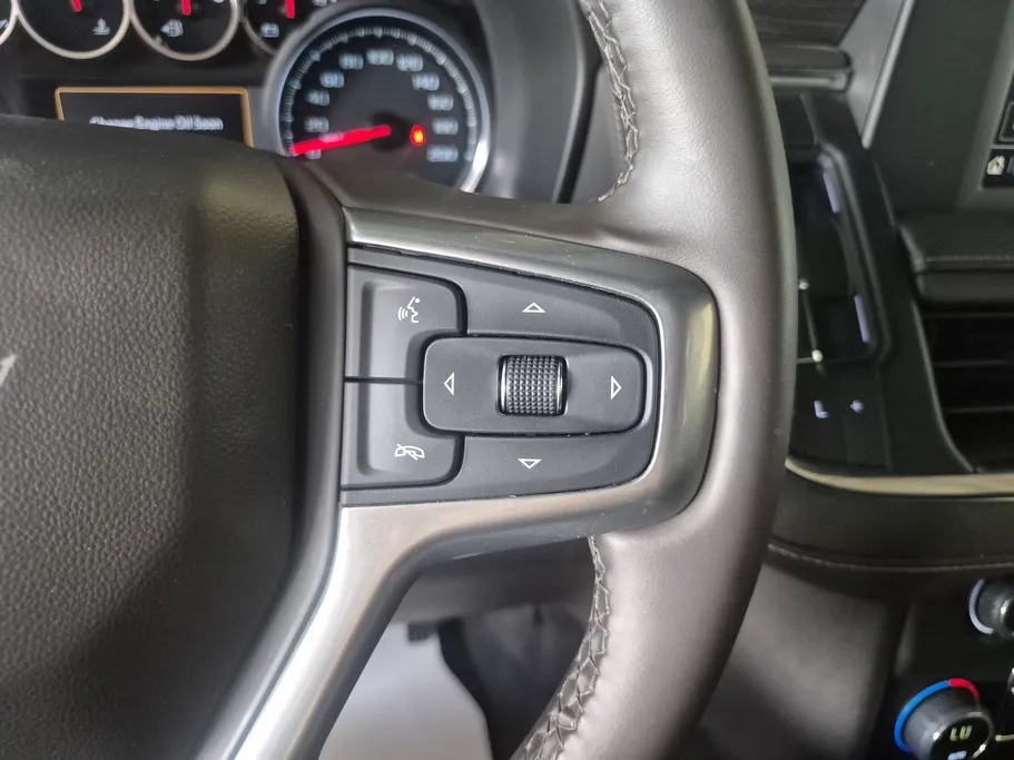 2024 Chevrolet Suburban LS 