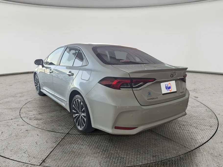 تويوتا كورولا XLI Executive Moonroof 2025 