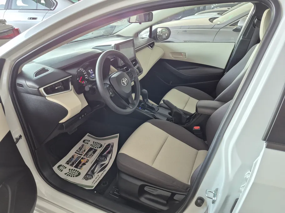 تويوتا كورولا XLI Executive Moonroof 2025 