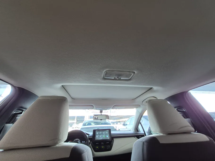 تويوتا كورولا XLI Executive Moonroof 2025 