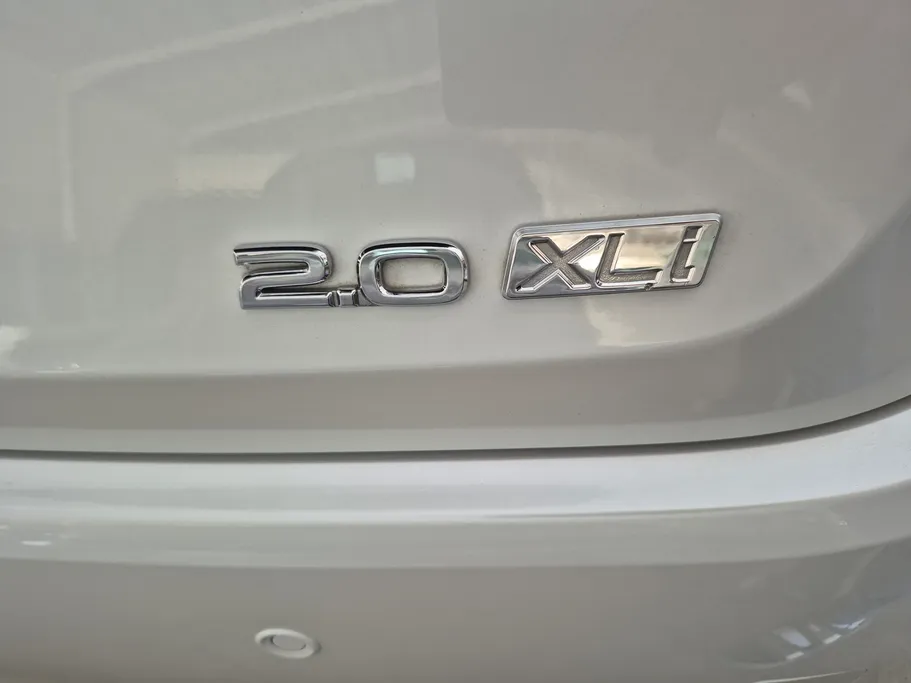 تويوتا كورولا XLI Executive Moonroof 2025 