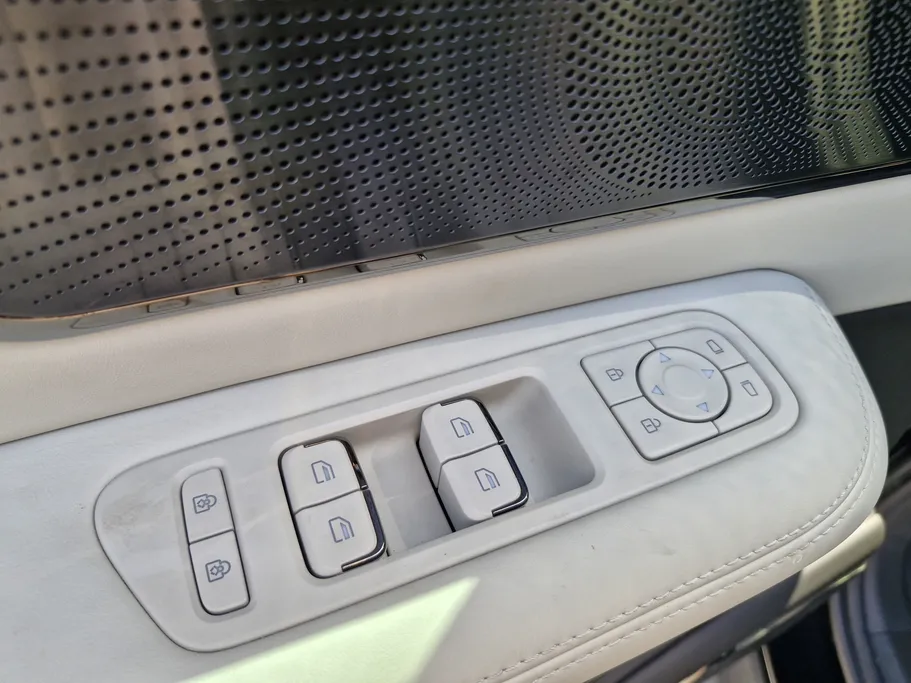 2026 Rox Adamas 6-Seat VIP 