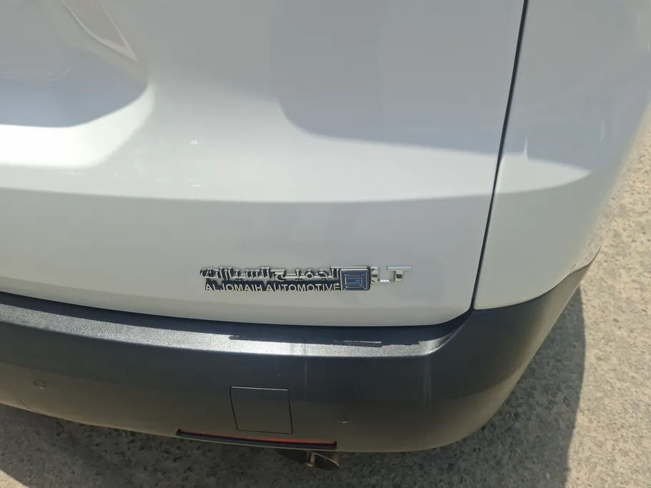 2023 Chevrolet Traverse LT 