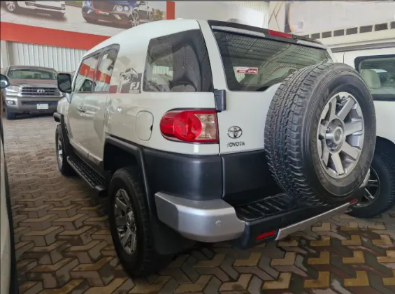 تويوتا اف جي FJ Cruiser 2022 