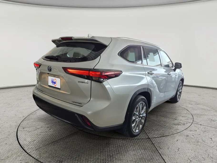 2024 Toyota Highlander Limited 