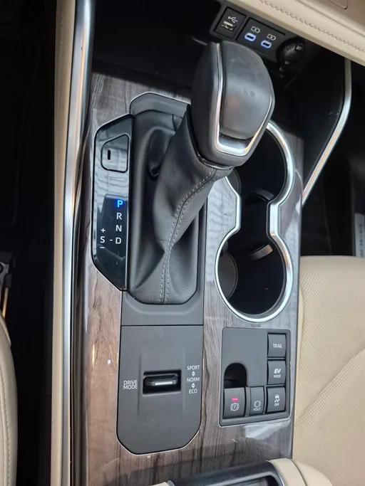 2024 Toyota Highlander Limited 