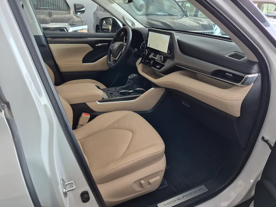 2024 Toyota Highlander Limited 