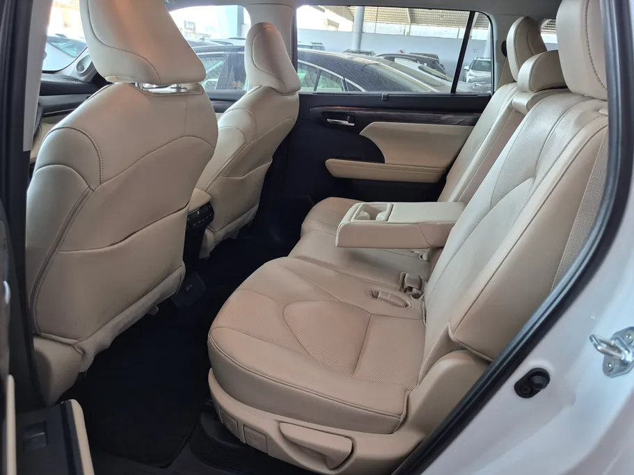 2024 Toyota Highlander Limited 