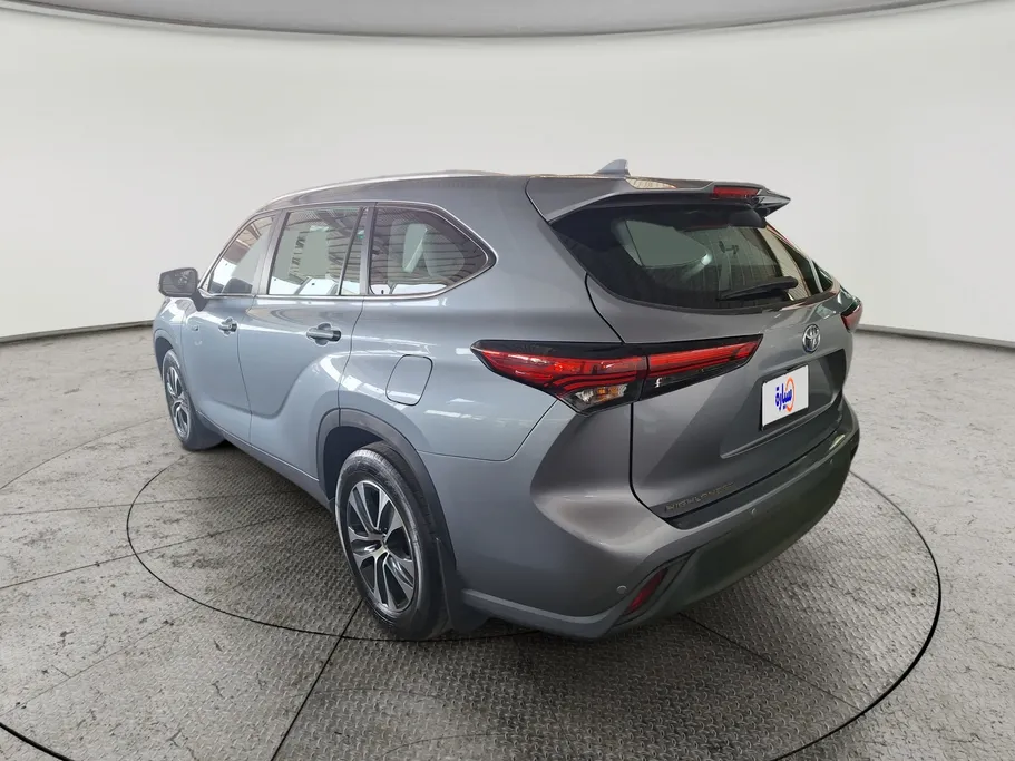 2023 Toyota Highlander GLE 