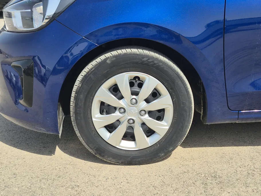 2024 Kia Pegas GL 