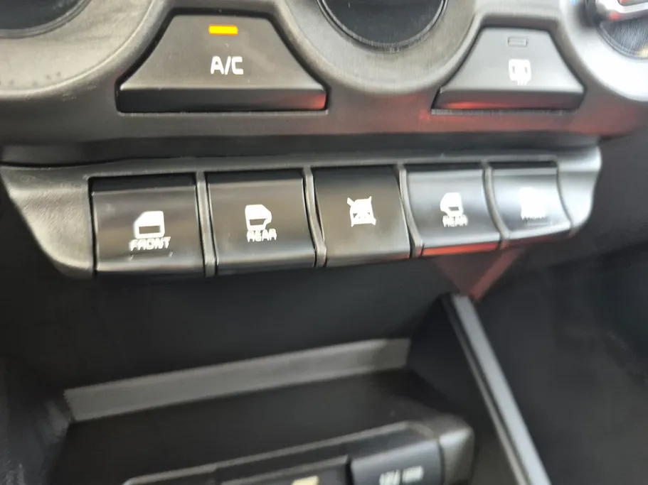 2024 Kia Pegas GL 