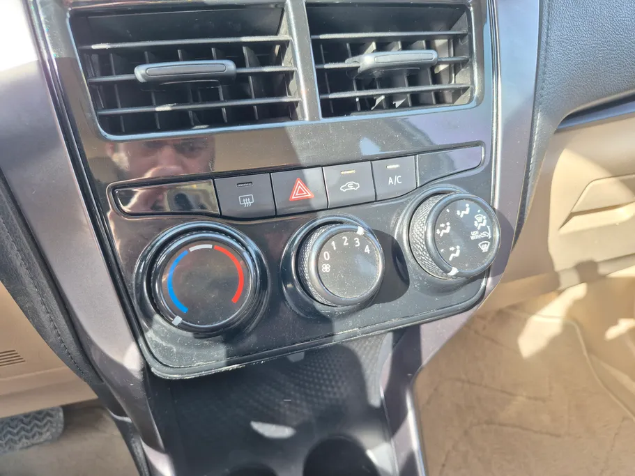 2022 Toyota Yaris  Y 