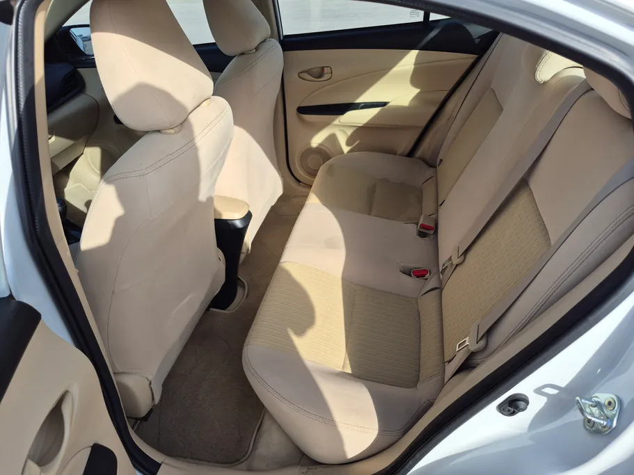 2022 Toyota Yaris  Y 