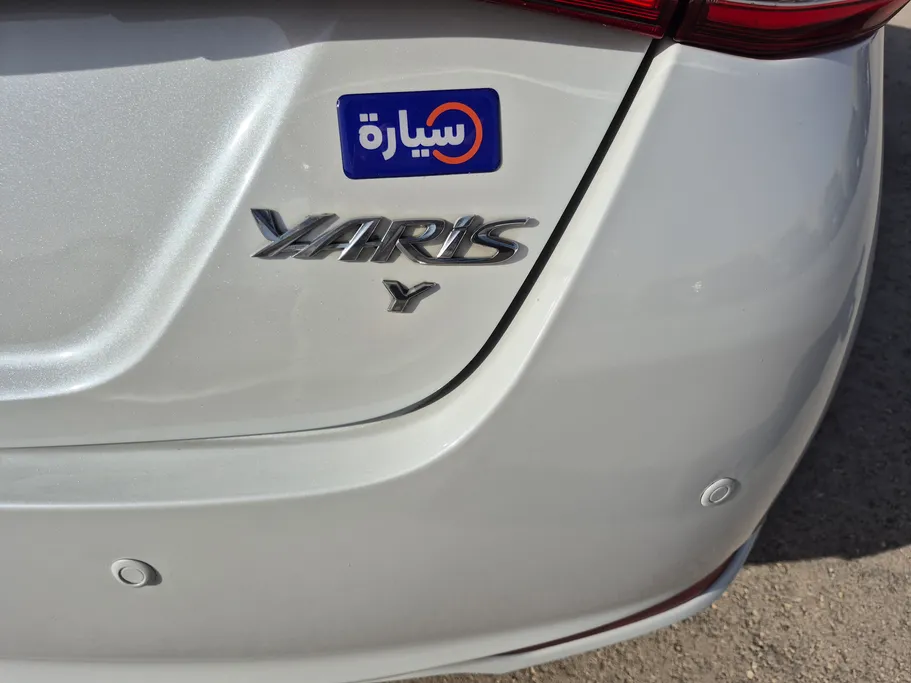 2022 Toyota Yaris  Y 
