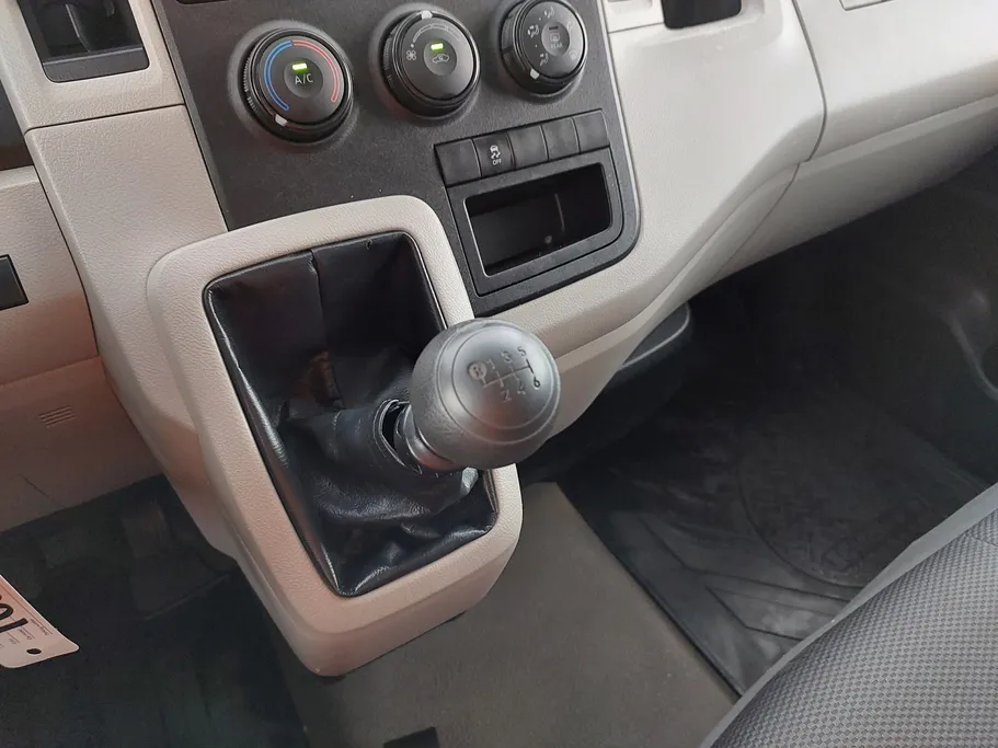 2023 Toyota Haice فان بضاعه 