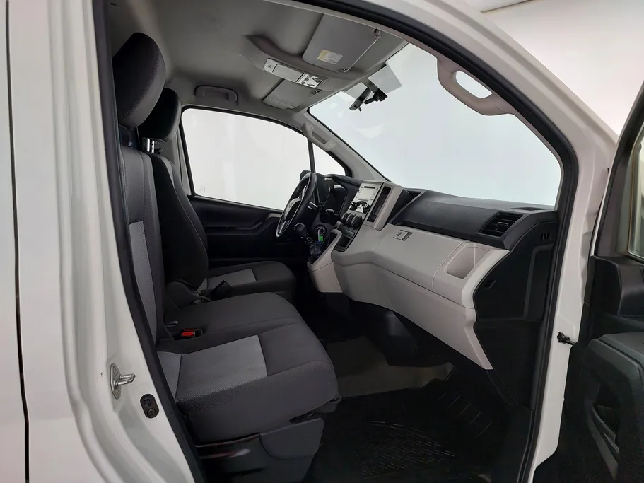 2023 Toyota Haice فان بضاعه 