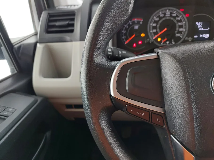 2023 Toyota Haice فان بضاعه 