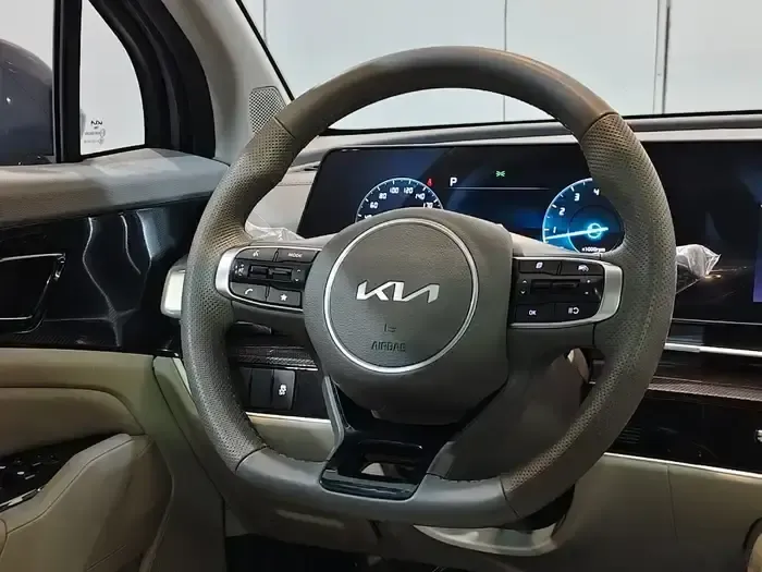 2025 Kia Sportage L - GLS 