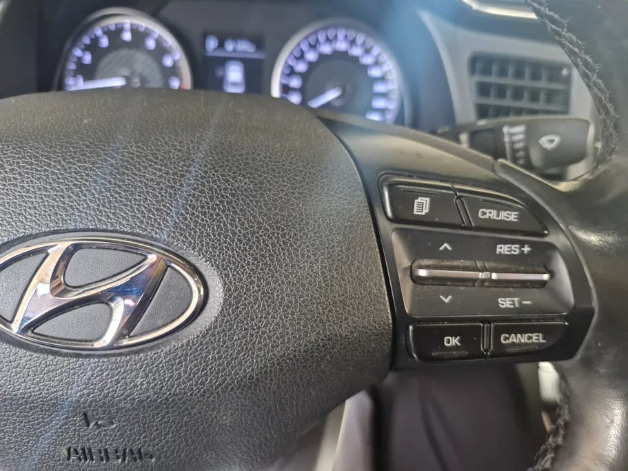 2019 Hyundai Elantra MID 