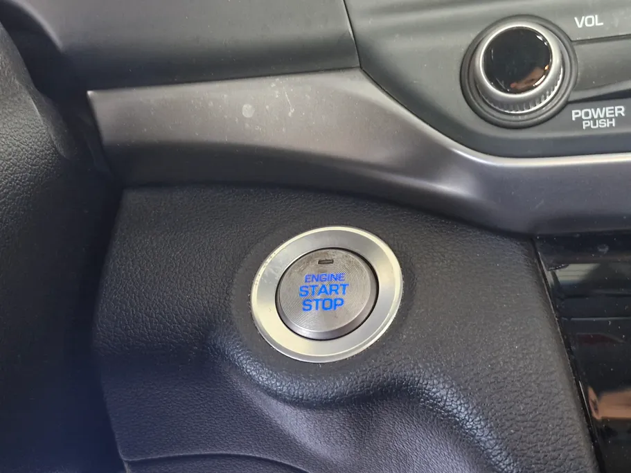 2019 Hyundai Elantra MID 