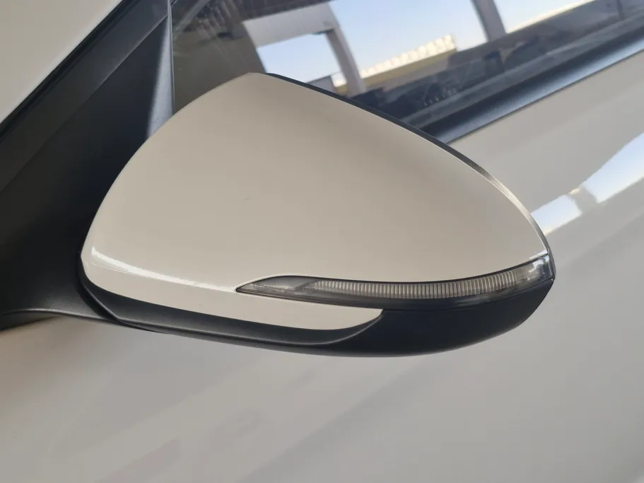 2019 Hyundai Elantra MID 