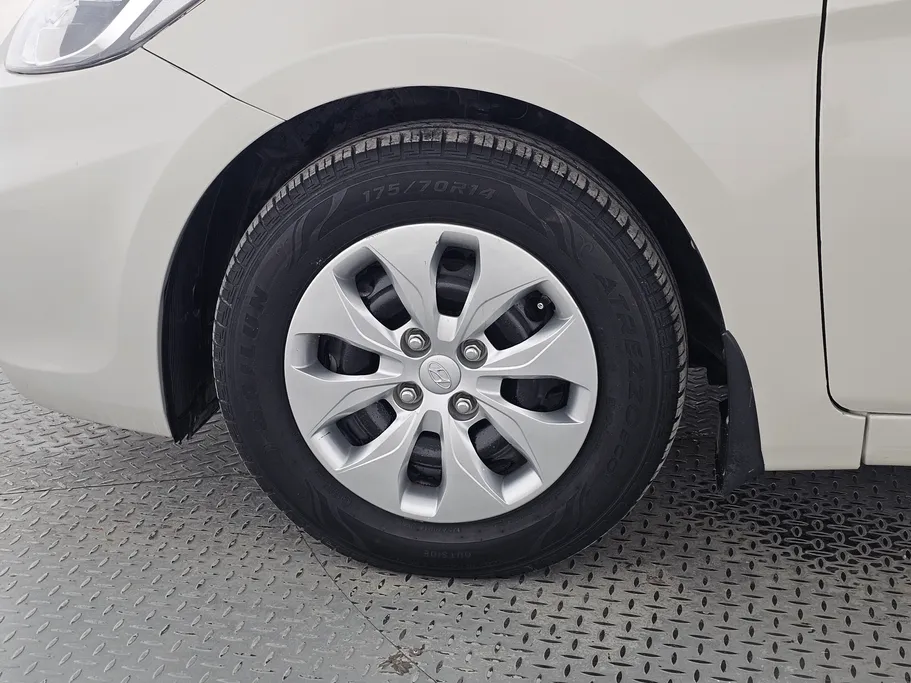 2017 Hyundai Accent GL 