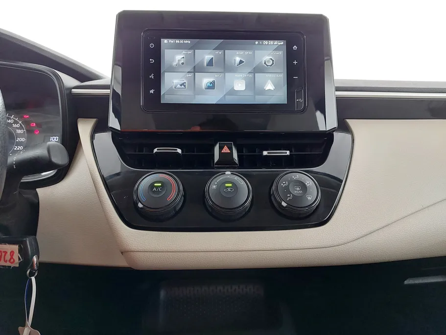 2024 تويوتا Corolla XLI 