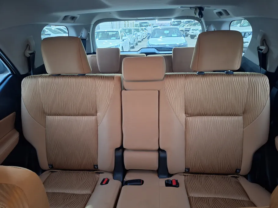 2023 Toyota Fortuner VX 