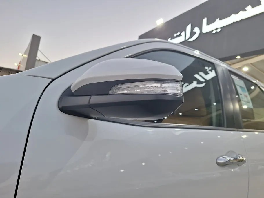 2023 Toyota Fortuner VX 